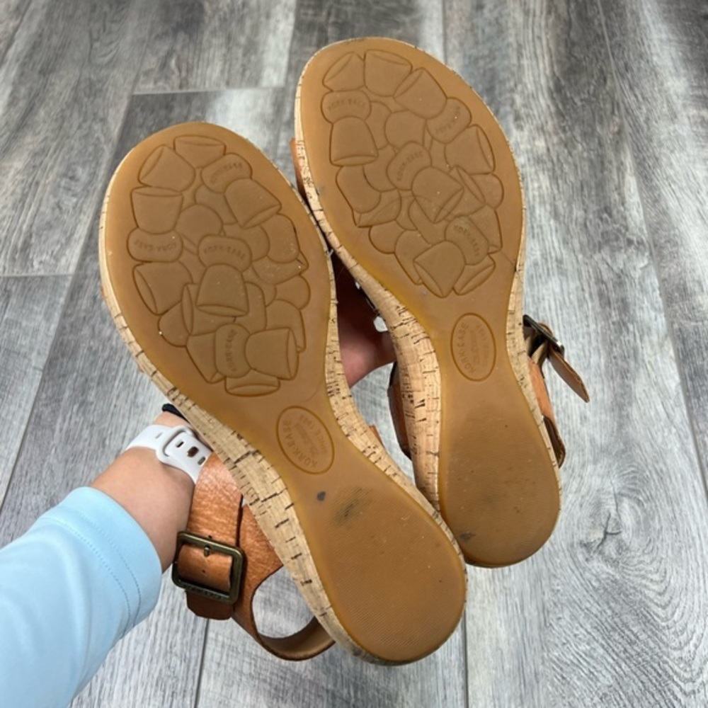 Kork-Ease Tan Sandals - Picture 15 of 16